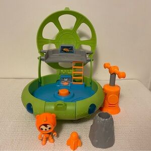 Green Octonauts deep sea play set with shellington and two accessories